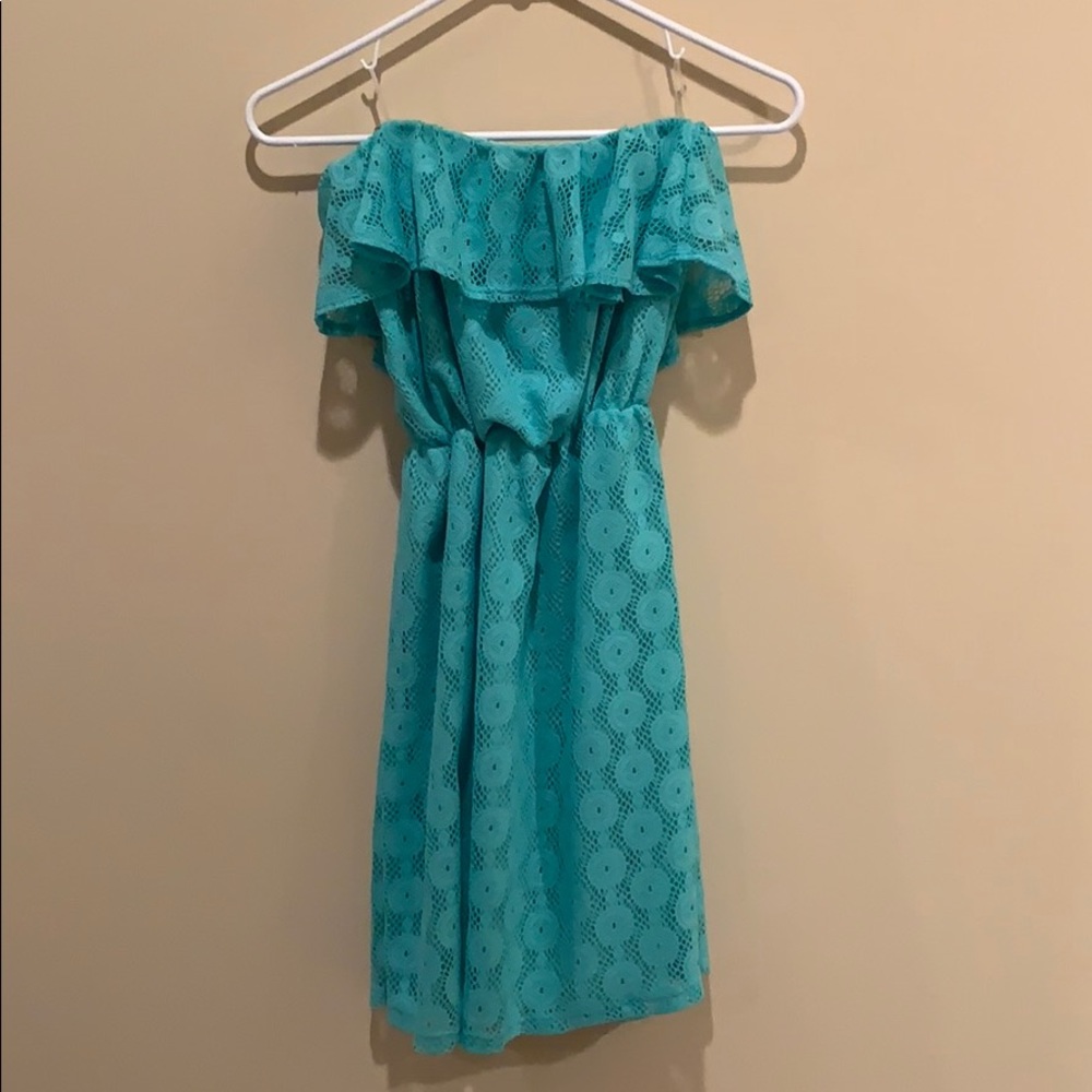Off Shoulder Dress!